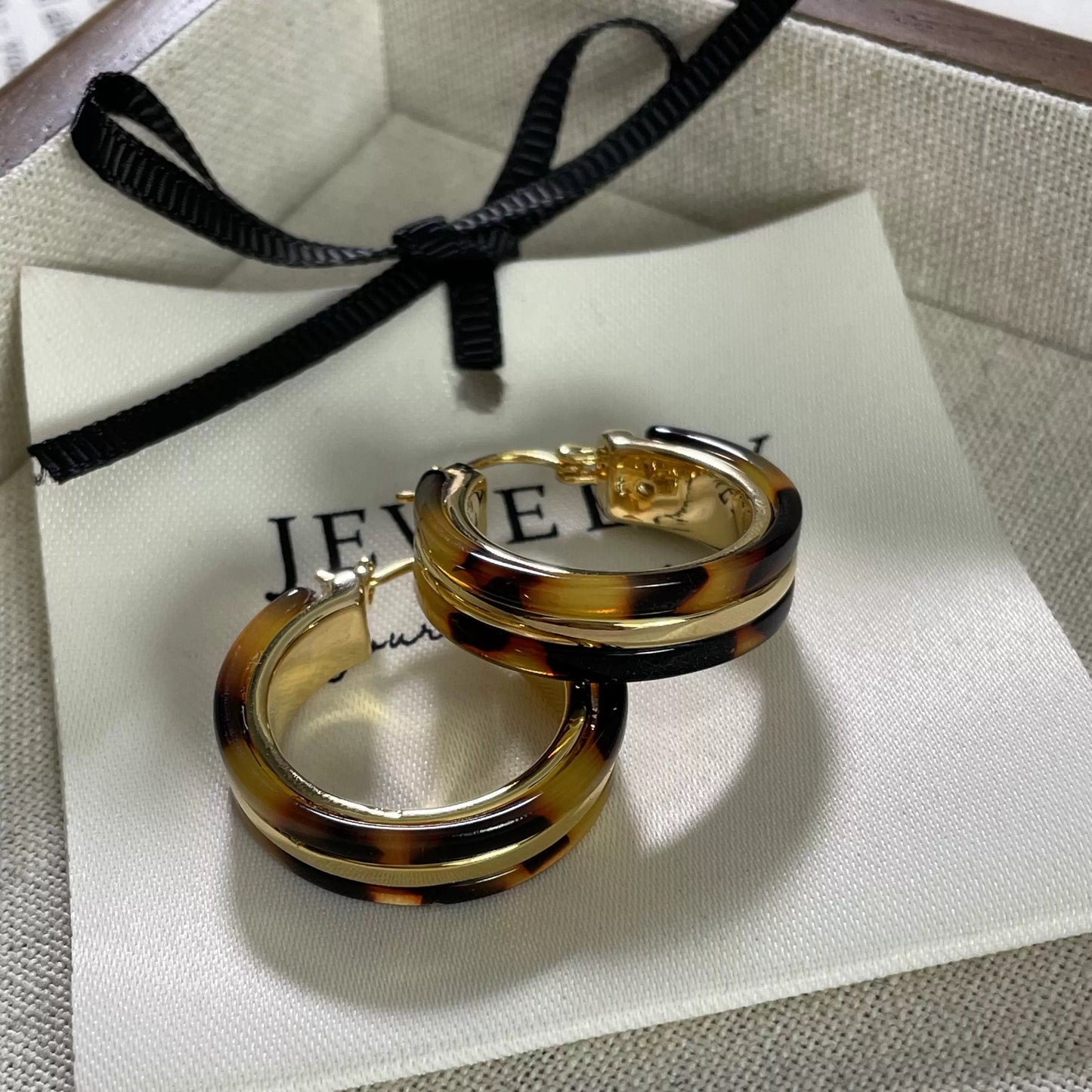 Tortoise Shell Luxe Hoops