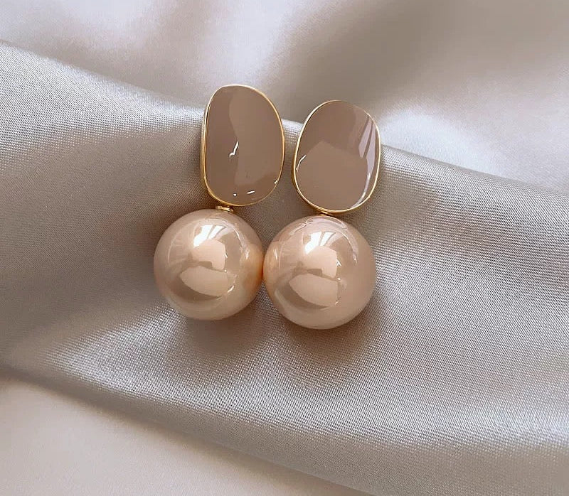 Nude Luxe Pearl Studs