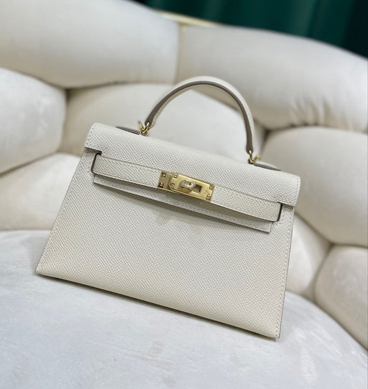 Vanilla Cloud Handbag