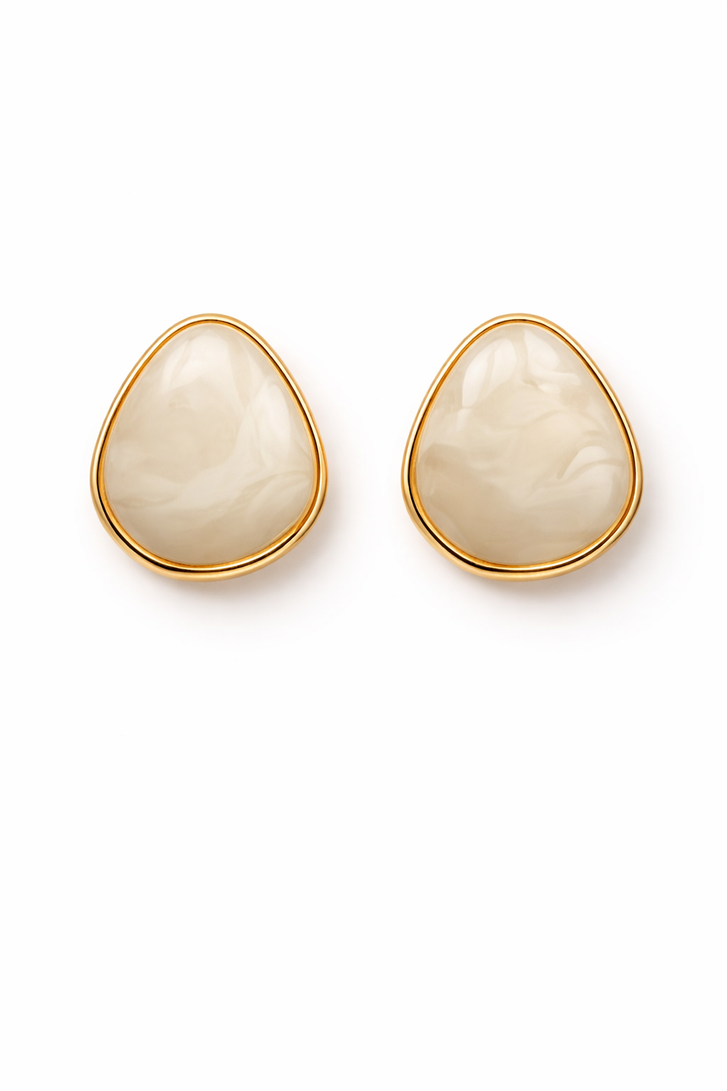 Champagne Shell Studs